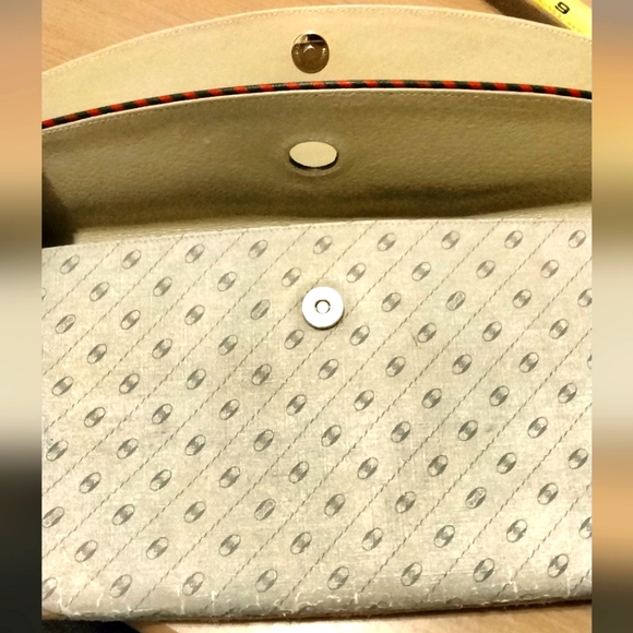 Authentic GUCCI Clutch Bag